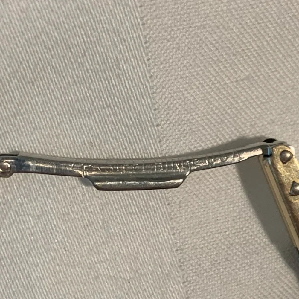 Vintage Women’s Croton 17 Jewels Swiss Wristwatch (Not Working)